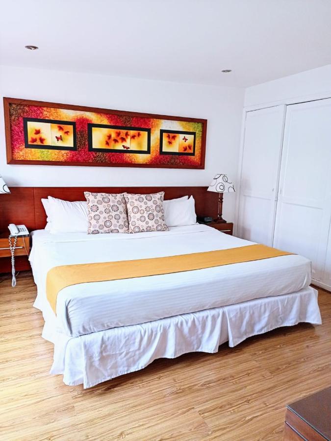 Hotel Marbella Chico Bogotá Exterior foto